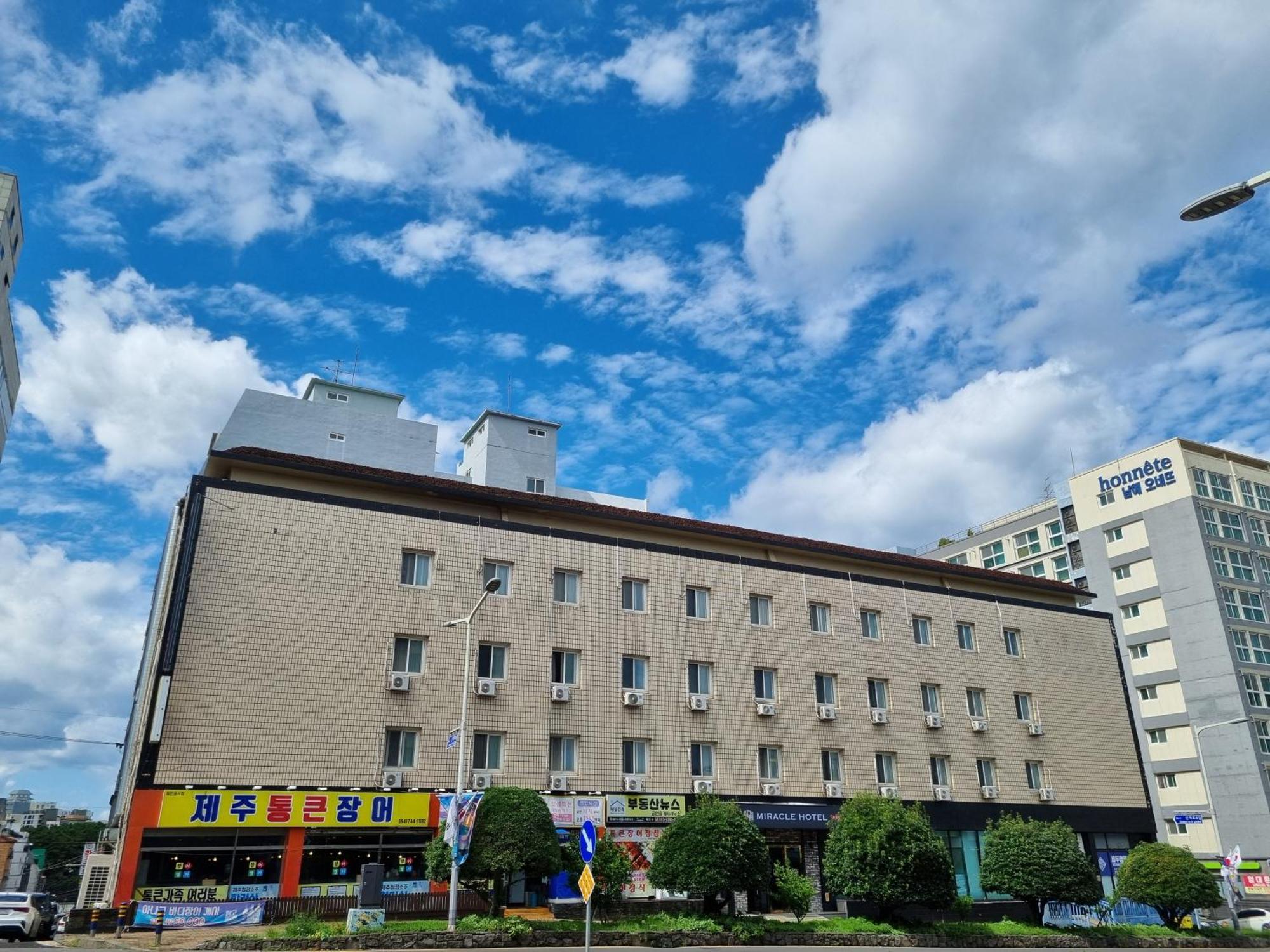 Jeju Miracle Hotel Eksteriør billede